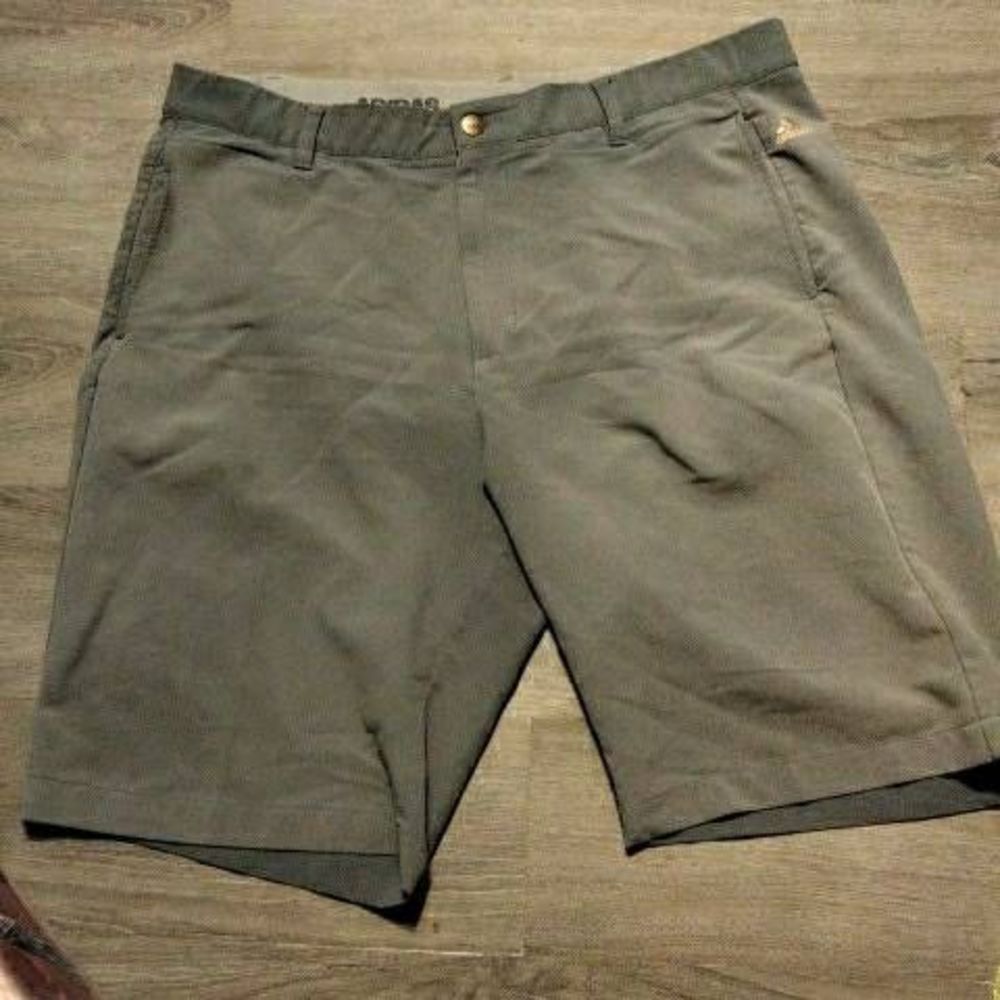Adidas men's 36 poly golf shorts